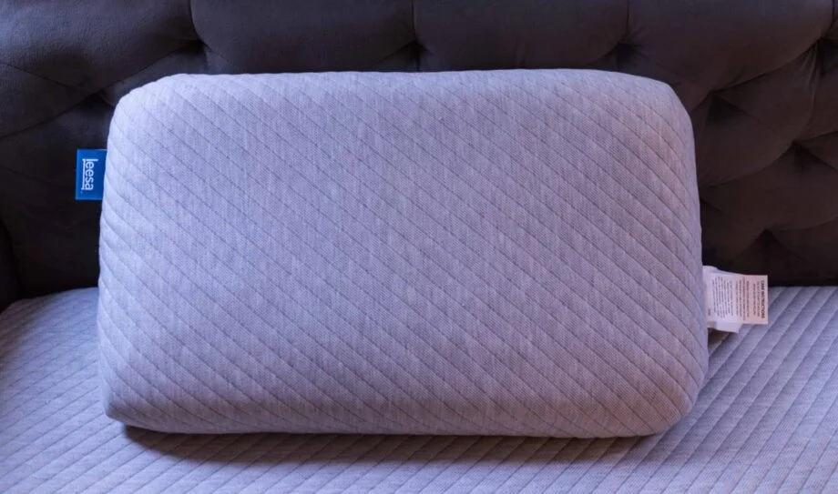Leesa Hybrid Pillow