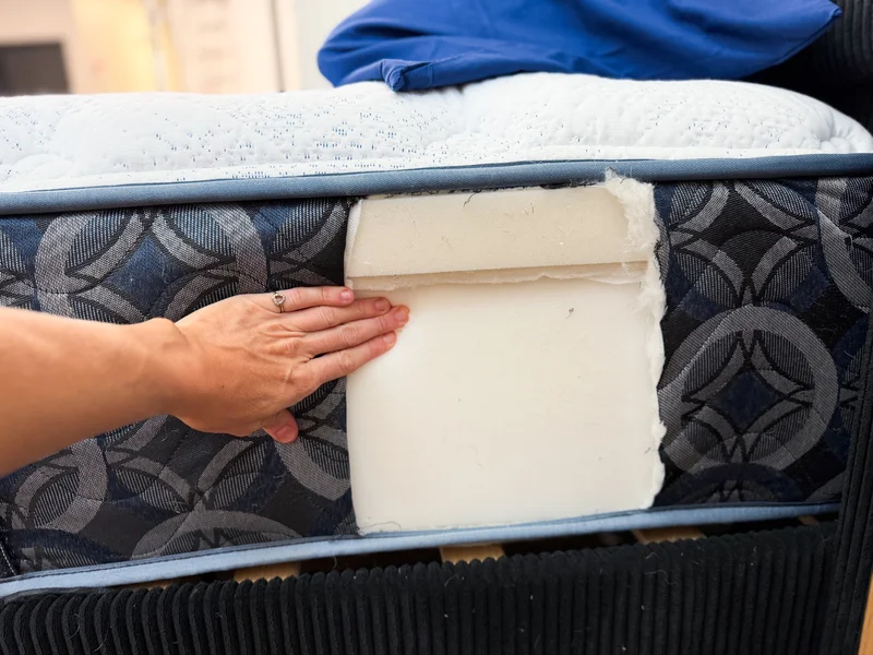 The inner layers of the Serta Perfect Sleeper Cascade Range Medium mattress