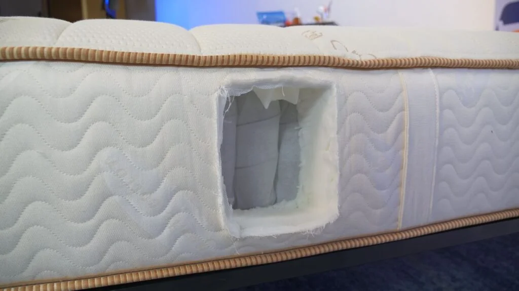 saatva memory foam hybrid construction