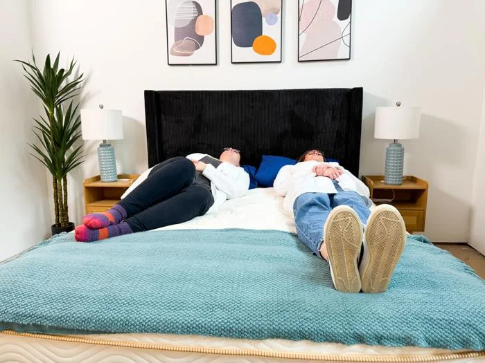 partner test on the saatva classic mattress 3