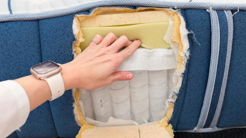 Construction of the Bear Elite Hybrid Mattress