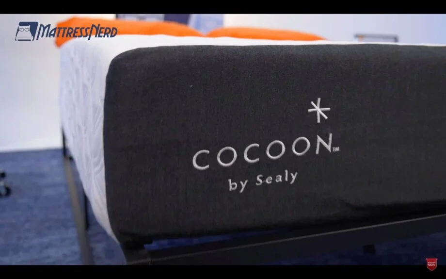 cocoon chill foam hero