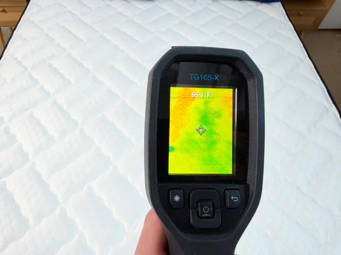 thermal imaging of the titan core plus mattress before being rested on 1