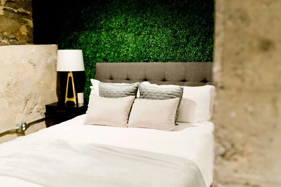 Go to How Many Pillows Go on a King Size Bed?